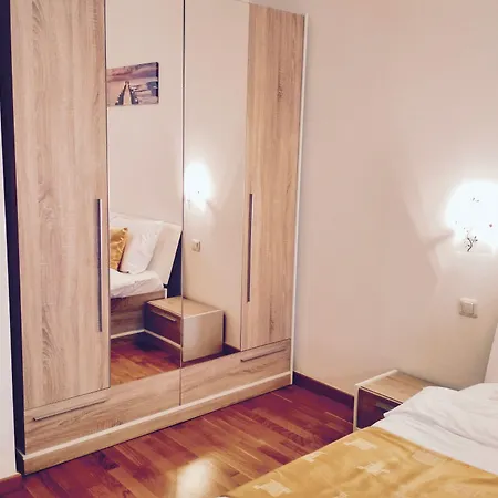 Апартаменти Monaco Grand By Citybookings Бухарест