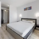 Monaco Grand By Citybookings *