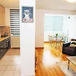 Monaco Grand By Citybookings アパート *