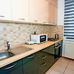 Monaco Grand By Citybookings *