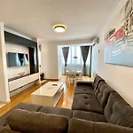 Monaco Grand By Citybookings * ブカレスト