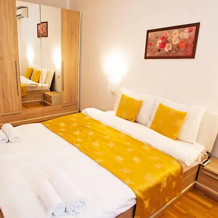 Monaco Grand By Citybookings Apartman Bukarest