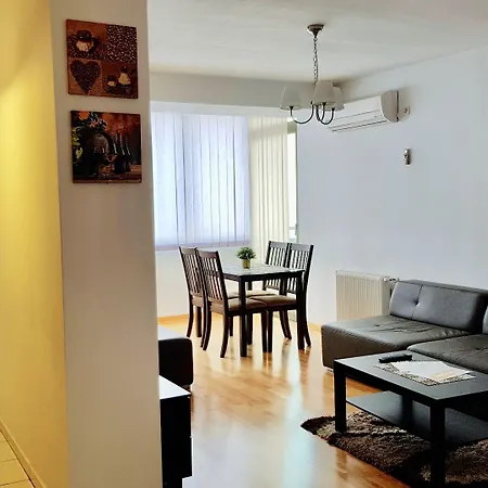 Monaco Grand By Citybookings ブカレスト