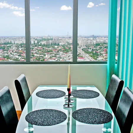 Monaco Grand By Citybookings Apartman