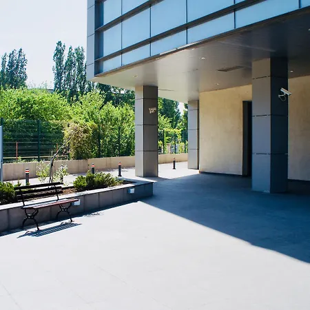 Monaco Grand By Citybookings