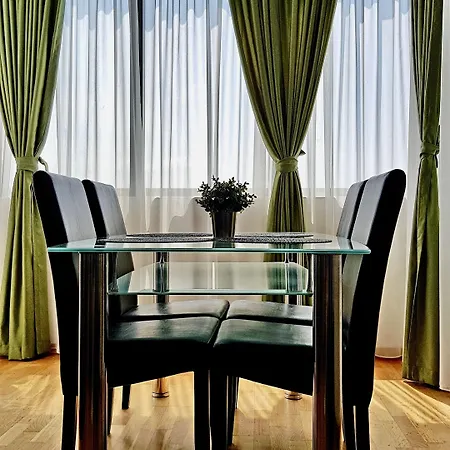 Monaco Grand By Citybookings アパート *