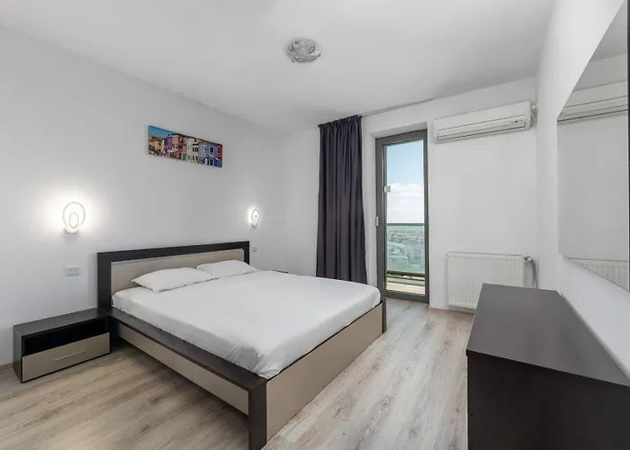 Monaco Grand By Citybookings *