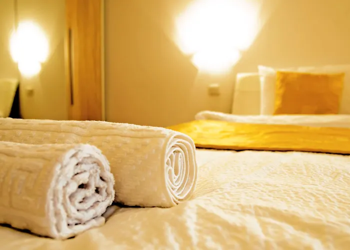 Monaco Grand By Citybookings Бухарест