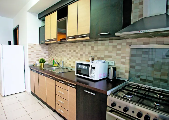 Monaco Grand By Citybookings Бухарест