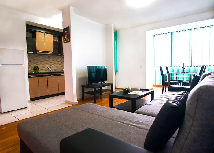 Monaco Grand By Citybookings Апартаменты