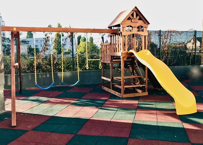 Monaco Grand By Citybookings Апартаменти