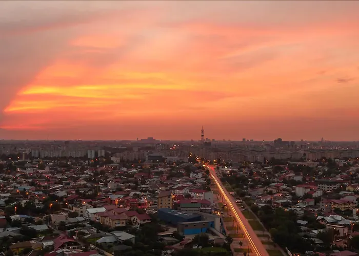 Monaco Grand By Citybookings Апартаменти *