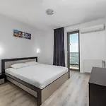 Monaco Grand By Citybookings *