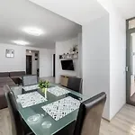 Daire Monaco Grand By Citybookings